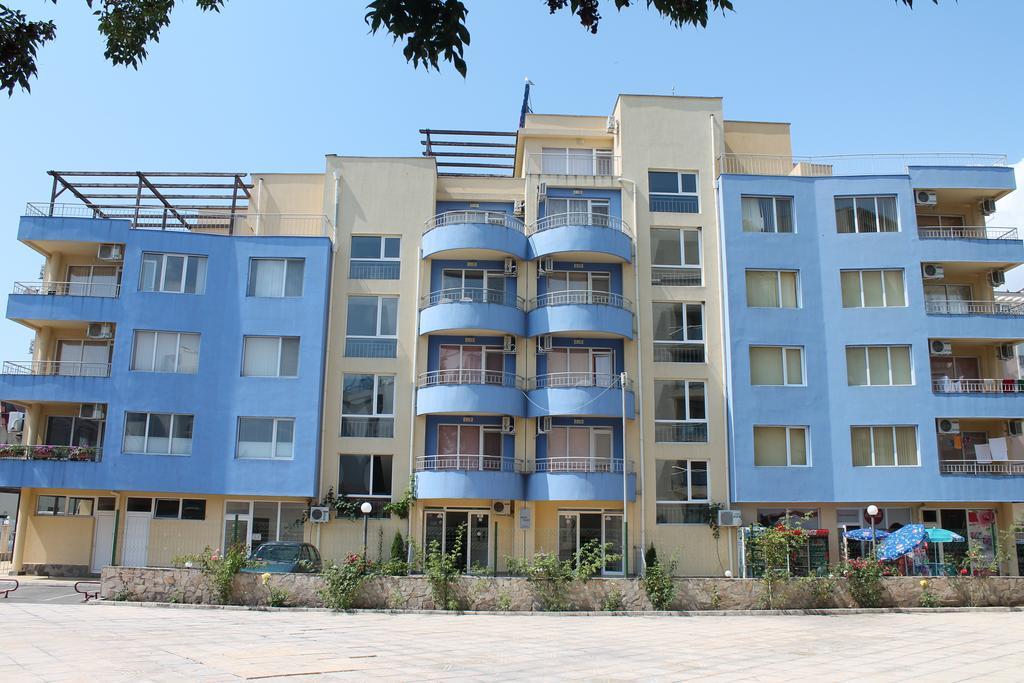 Aqua Blue Apartments Sunny Beach Dış mekan fotoğraf