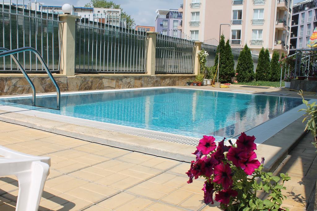 Aqua Blue Apartments Sunny Beach Dış mekan fotoğraf