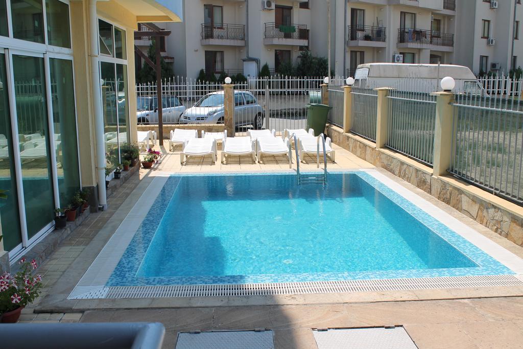 Aqua Blue Apartments Sunny Beach Dış mekan fotoğraf